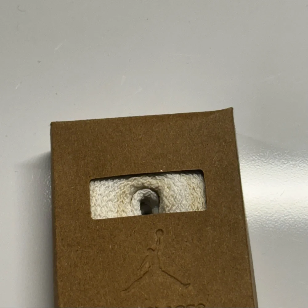 Air Jordan 1 Rare air - Picture 3 of 8